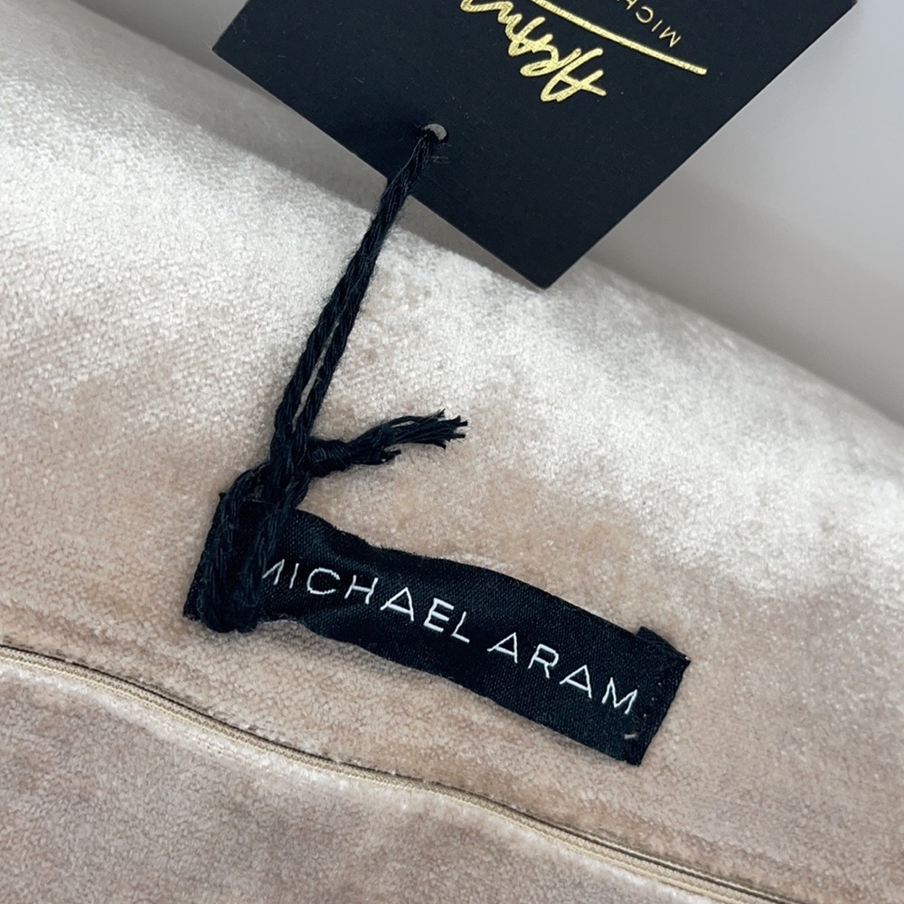 Michael Aram NWT pillow - Picture 6 of 9